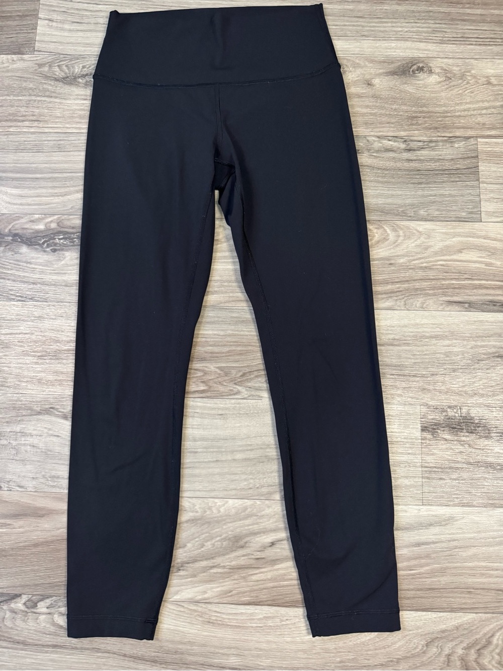 Lululemon Wunder Under High-Rise Tight 25" Inseam in Black Size 6